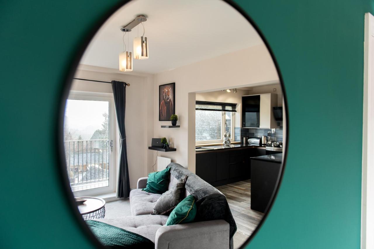 Immaculate 3 Bed House - Stunning Balcony Views Leilighet Matlock  Eksteriør bilde