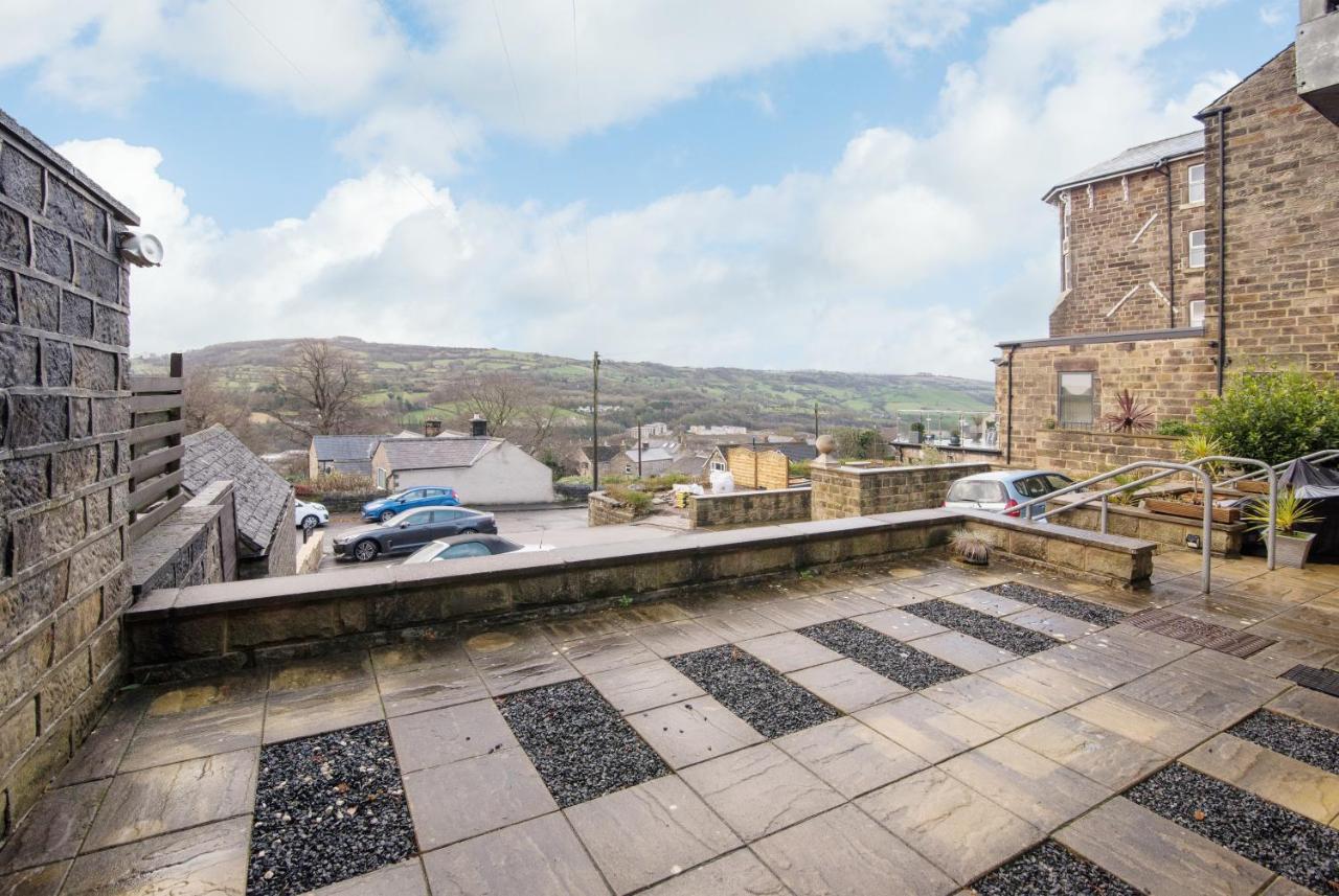 Immaculate 3 Bed House - Stunning Balcony Views Leilighet Matlock  Eksteriør bilde