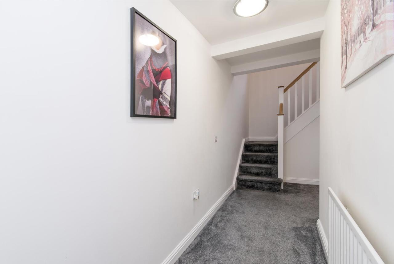 Immaculate 3 Bed House - Stunning Balcony Views Leilighet Matlock  Eksteriør bilde