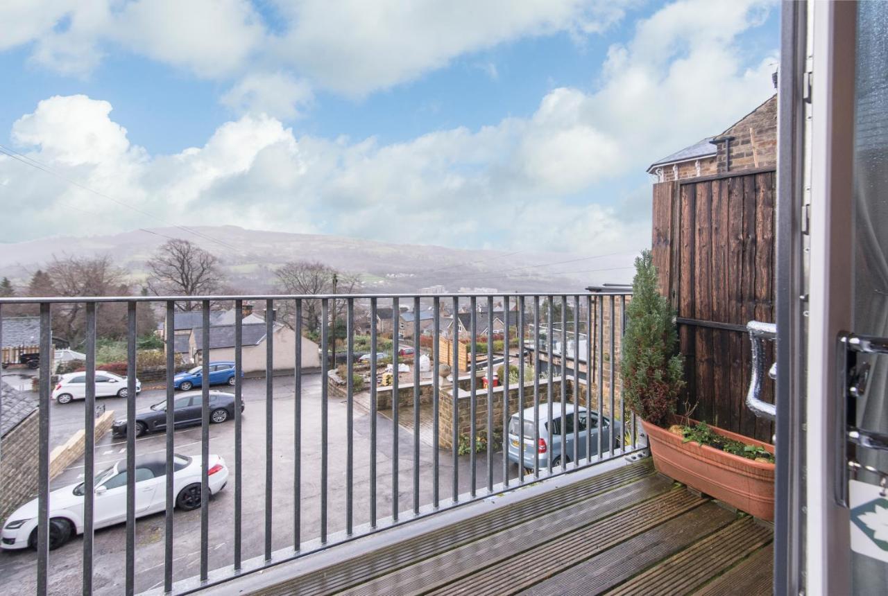 Immaculate 3 Bed House - Stunning Balcony Views Leilighet Matlock  Eksteriør bilde